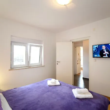 Maris Apartmán Pula
